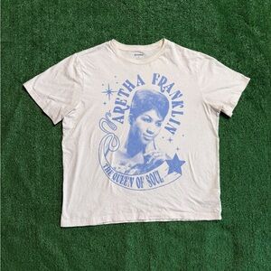 Old Navy Cream T-Shirt with Blue Aretha Franklin Graphic